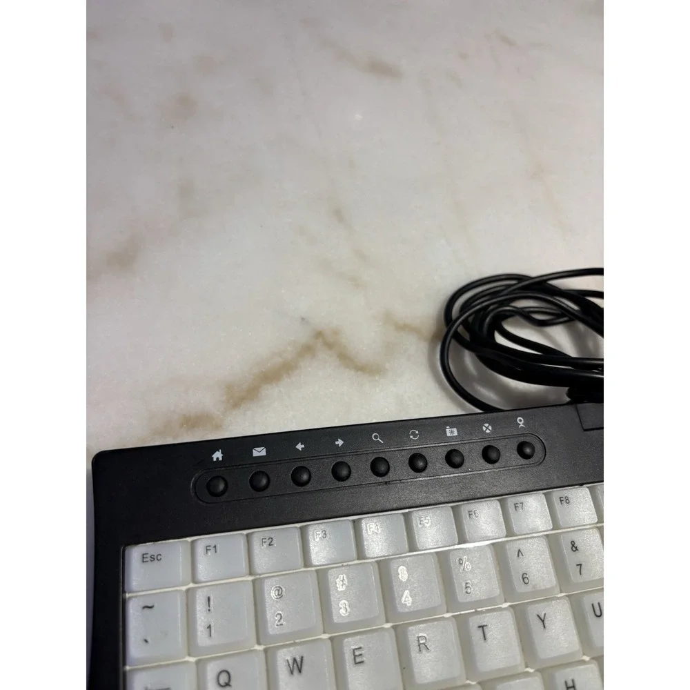 Flexiglow Light Speed Illuminated Multimedia Keyboard Wired Black and White Used
